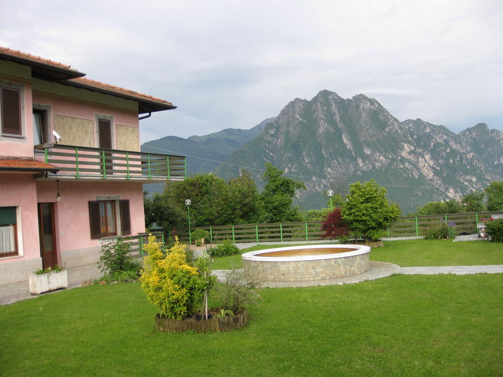 B&B Garden Solto Collina Exteriör bild